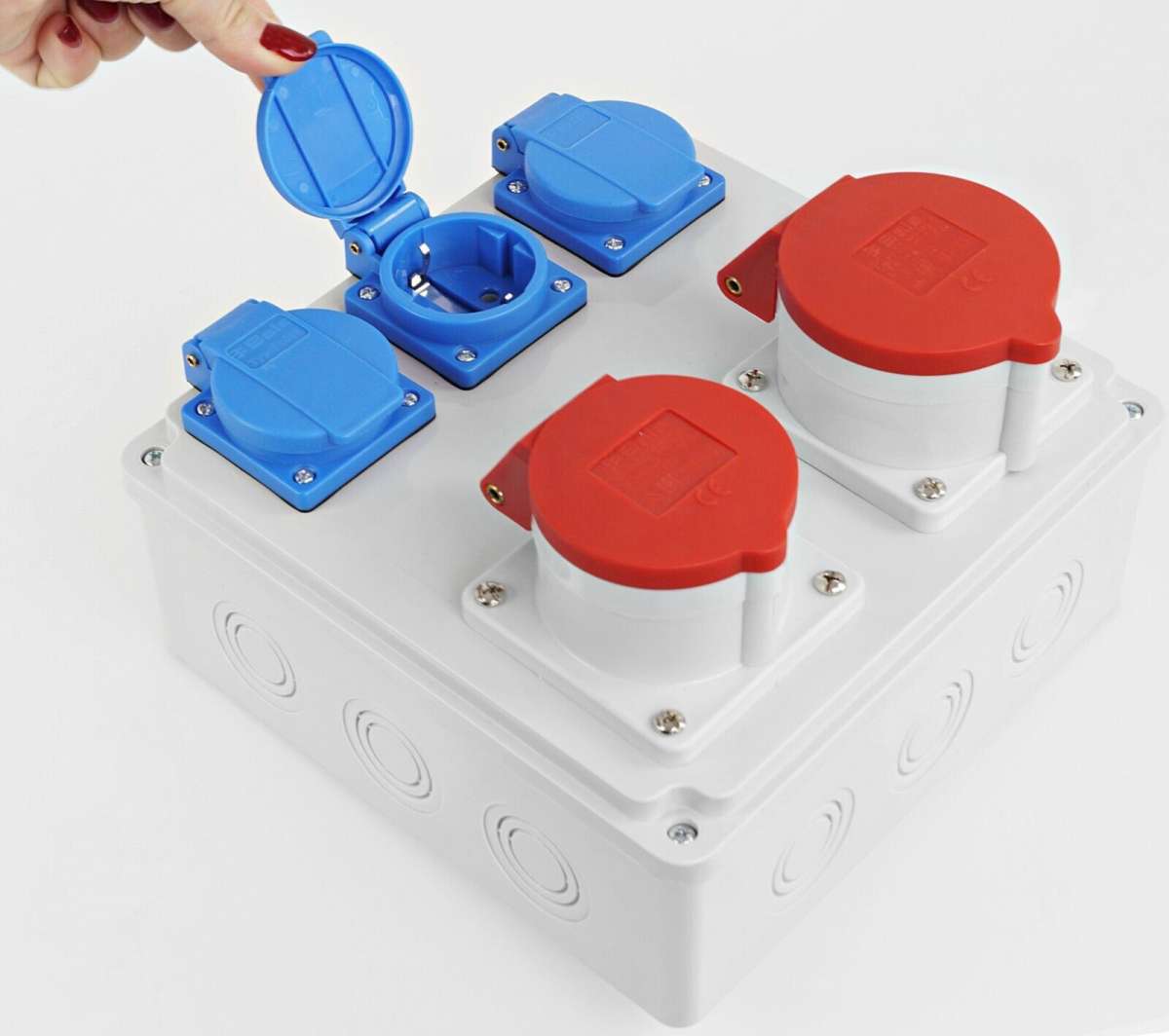 baustromverteiler-2x-16a-5-polig-400v-cee-3x-230v-schuko-ip65